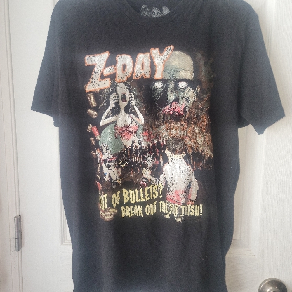 Mens BBJLIFE Z Day Out Of Bullets Short Sleeve Crew Neck T-shirt SZ M